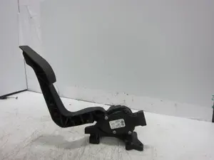 Foto de POTENCIOMETRO PEDAL FIAT 500X (334) 1.0 CAT (120 CV / 88 KW) referencia 51942423 foto 4