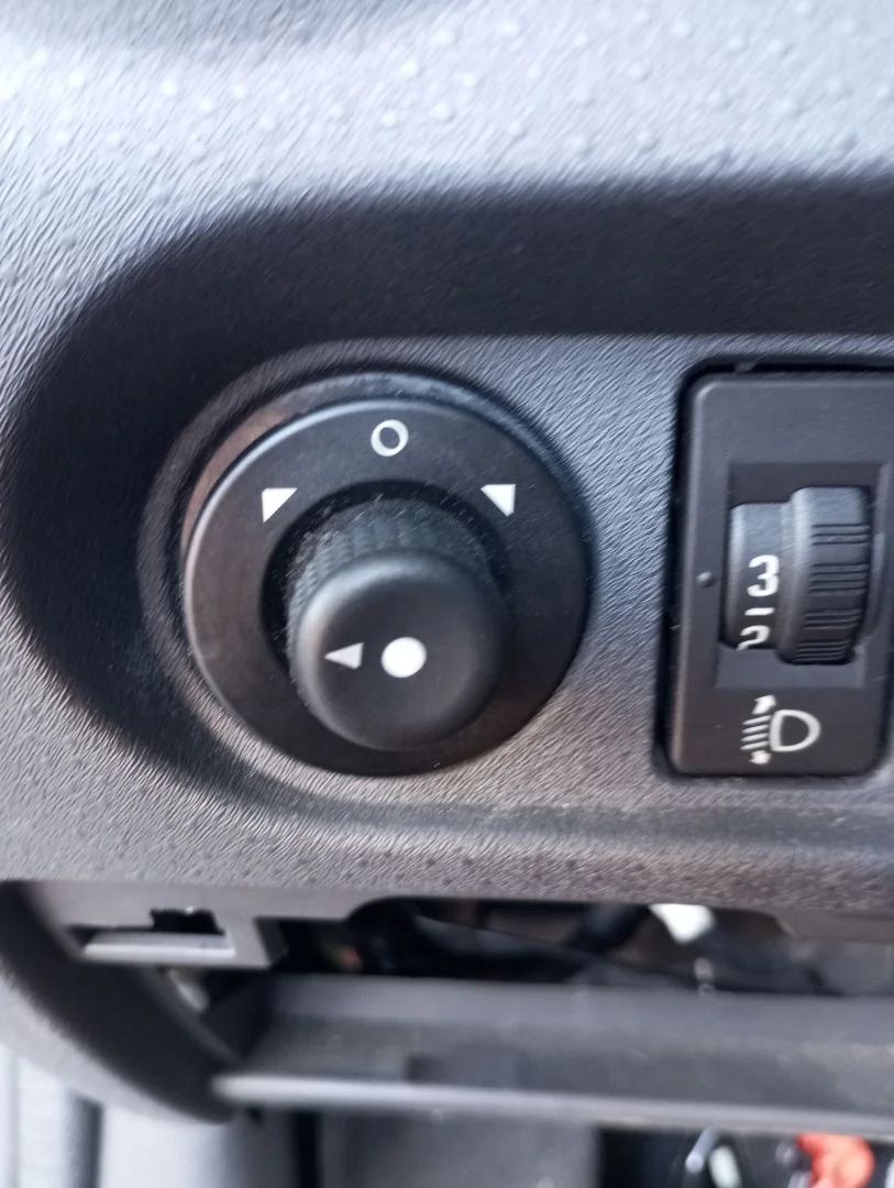 Foto de MANDO RETROVISOR CITROEN C2 1.4 (73 CV / 54 KW)