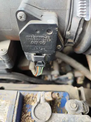 Foto de CAUDALIMETRO JAGUAR X-TYPE 2.1 V6 24V CAT (156 CV / 115 KW)