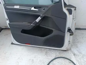 Foto de GUARNECIDO PUERTA DELANTERA IZQUIERDA VOLKSWAGEN GOLF VII (5G1/BE1) 2.0 TDI (184 CV / 135 KW) foto 5