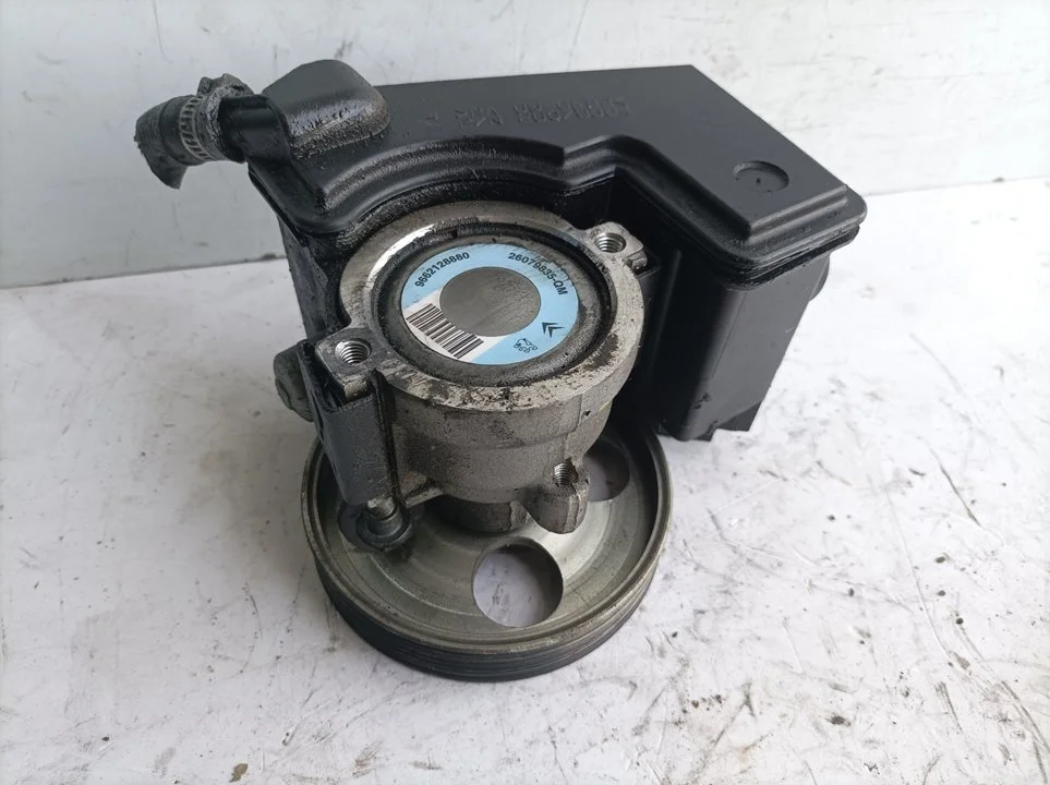 Foto de BOMBA SERVODIRECCION PEUGEOT 206 referencia 9662128880