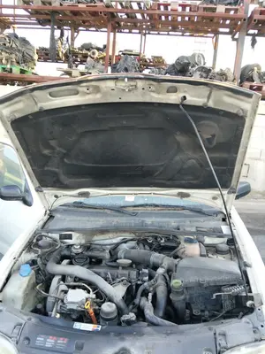 Foto de CAPO SEAT IBIZA (6K1) 1.9 TDI (90 CV / 66 KW) referencia 6K0823031B