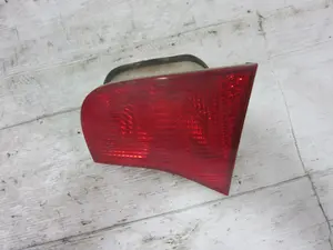 Foto de PILOTO TRASERO DERECHO INTERIOR AUDI A4 BERLINA (8E) 2.0 TDI (140 CV / 103 KW) referencia 96503802 foto 4