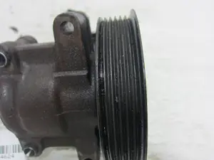 Foto de BOMBA DIRECCION FORD KA (CCQ) 1.3 CAT (69 CV / 51 KW) referencia 3A733 foto 2