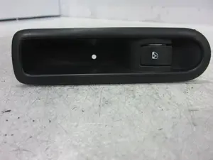 Foto de MANDO ELEVALUNAS TRASERO DERECHO RENAULT SCENIC II (JM) 1.5 dCi Diesel (106 CV / 78 KW) referencia 156013870 foto 1