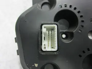 Foto de CUADRO INSTRUMENTOS CHEVROLET AVEO HATCHBACK 1.2 CAT (84 CV / 62 KW) referencia 96814468 foto 5