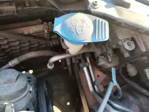 Foto de DEPOSITO LIMPIA VOLKSWAGEN POLO V (6R1) 1.2  (60 CV / 44 KW)