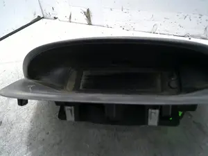 Foto de PANTALLA MULTIFUNCION RENAULT MEGANE III BERLINA 5P 1.5 dCi Diesel (106 CV / 78 KW) referencia 280349044R foto 3