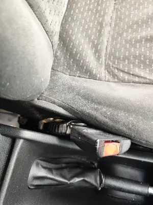 Foto de PRETENSOR AIRBAG IZQUIERDO OPEL ZAFIRA A 2.0 DTI (101 CV / 74 KW)