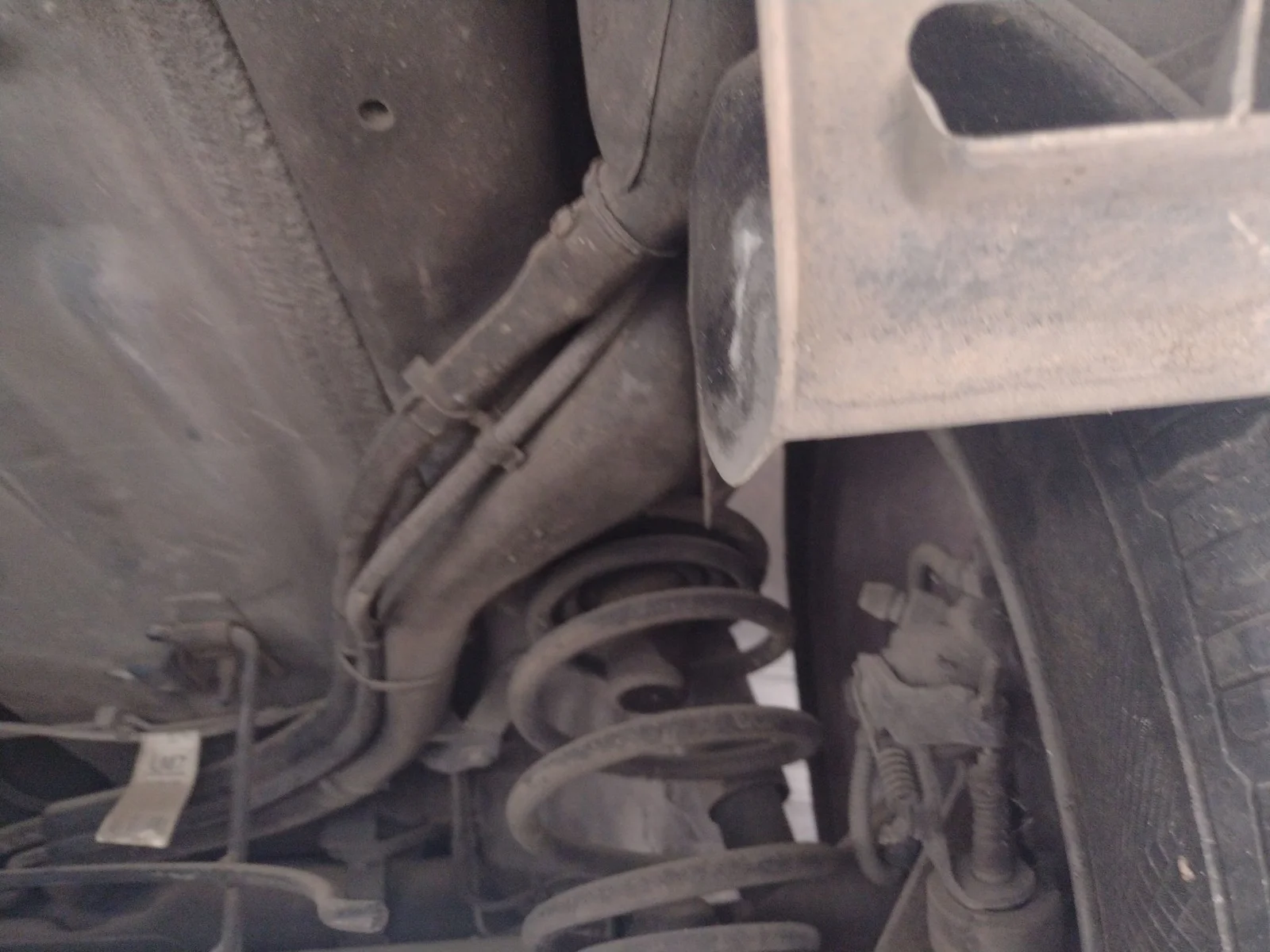 Foto de BRAZO SUSPENSION TRASERO DERECHO OPEL ZAFIRA A 2.0 DTI (101 CV / 74 KW)