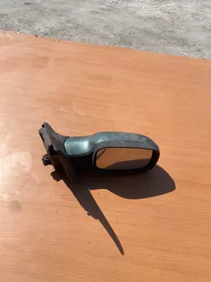 Foto de RETROVISOR DERECHO RENAULT MEGANE II BERLINA 5P 1.5 dCi Diesel (101 CV / 74 KW)