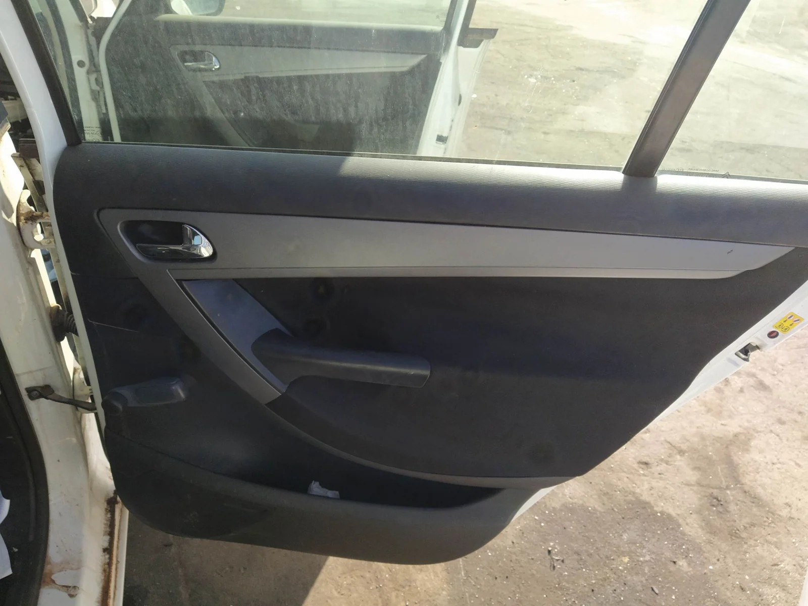 Foto de MANETA INTERIOR TRASERA DERECHA CITROEN GRAND C4 PICASSO 1.6 16V (120 CV / 88 KW)