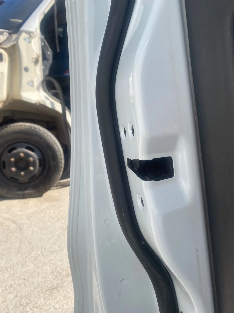 Foto de CERRADURA PUERTA DELANTERA IZQUIERDA FORD KUGA (CBV) 2.0 TDCi CAT (136 CV / 100 KW)