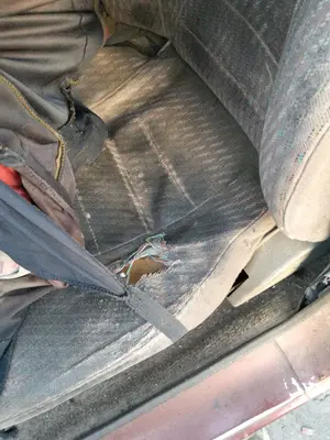 Foto de ASIENTO DELANTERO IZQUIERDO NISSAN VANETTE (C220) 2.0 Diesel (67 CV / 49 KW)