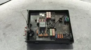Foto de CAJA RELES / FUSIBLES SEAT ALTEA (5P1) 1.6 TDI (105 CV / 77 KW) referencia 1K0937125D