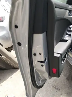 Foto de CERRADURA PUERTA DELANTERA IZQUIERDA AUDI A4 BERLINA (8K2) 2.0 16V TDI (143 CV / 105 KW)