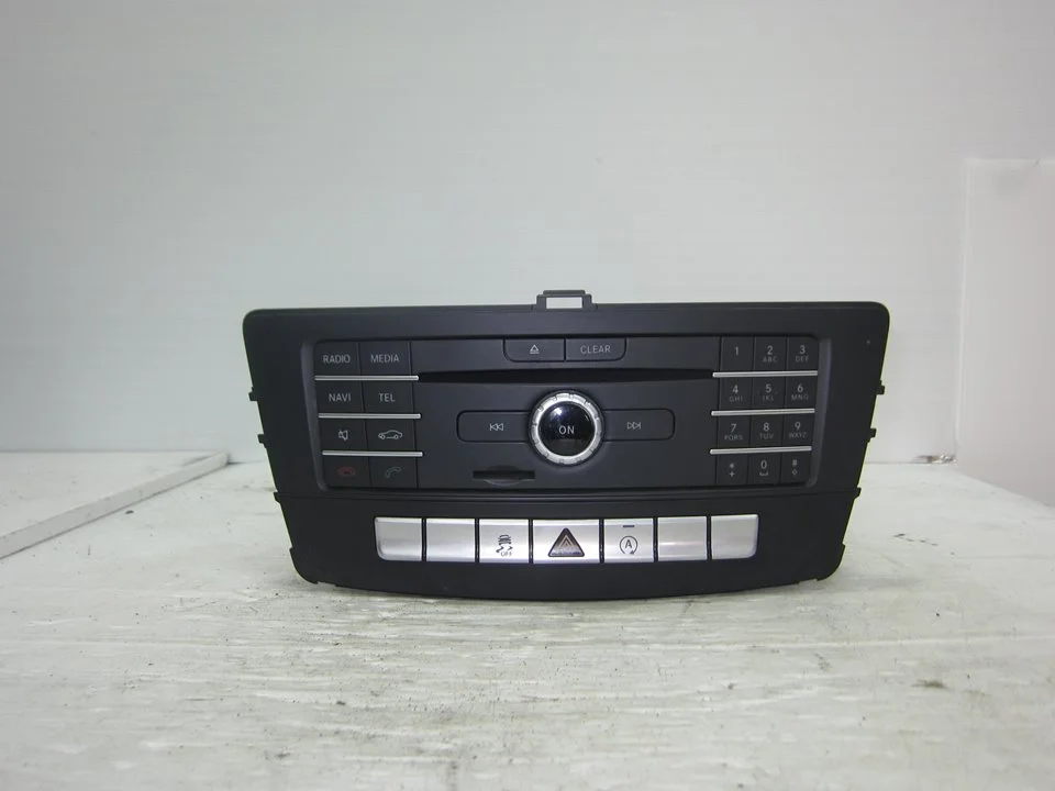 Foto de SISTEMA AUDIO / RADIO CD MERCEDES-BENZ CLASE GLE (BM 292) COUPE 3.0 CDI CAT (258 CV / 190 KW) referencia A1729023208