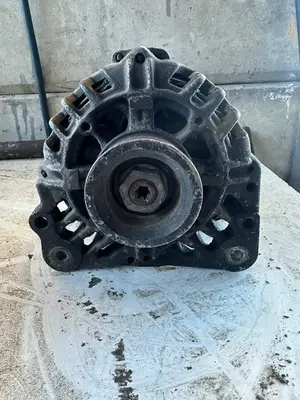 Foto de ALTERNADOR SEAT IBIZA (6L1) referencia 03D903025E foto 5