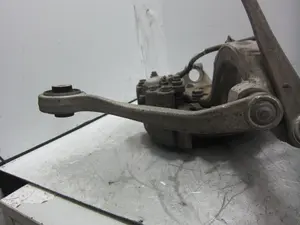 Foto de BRAZO SUSPENSION DELANTERO DERECHO AUDI A4 CABRIOLET (8H) 2.0 TDI (140 CV / 103 KW)