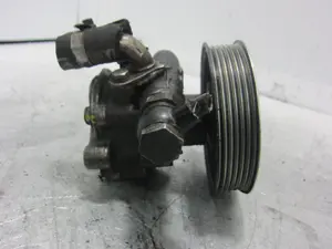 Foto de BOMBA DIRECCION SEAT LEON (1M1) referencia 038145255B foto 6