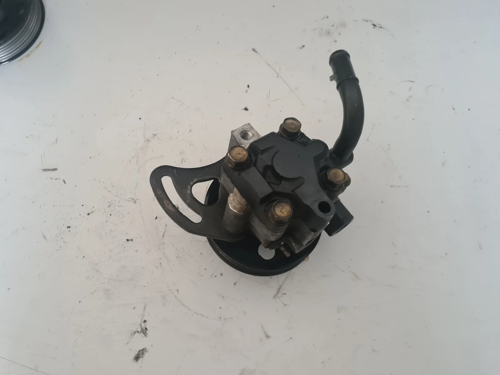 Foto de BOMBA DIRECCION CHEVROLET KALOS 1.2 CAT (72 CV / 53 KW) referencia 96398992