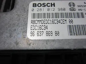 Foto de CENTRALITA MOTOR UCE CITROEN GRAND C4 PICASSO 1.6 16V HDi FAP (109 CV / 80 KW) referencia 9663786980 foto 5