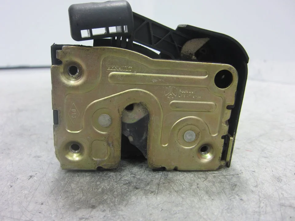 Foto de CERRADURA PUERTA DELANTERA IZQUIERDA RENAULT MEGANE I FASE 2 BERLINA (BA0) 1.9 dTi Diesel (80 CV / 59 KW)