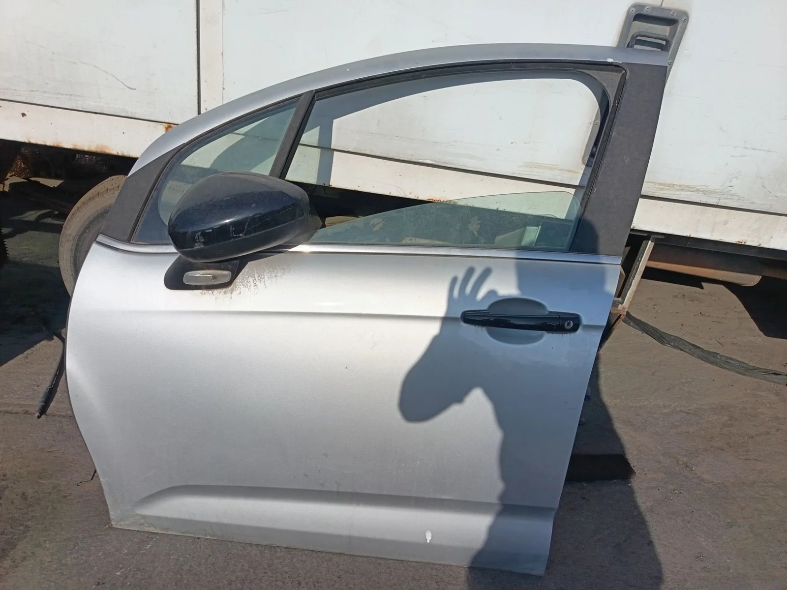 Foto de PUERTA DELANTERA IZQUIERDA CITROEN C3 1.6 16V (120 CV / 88 KW)