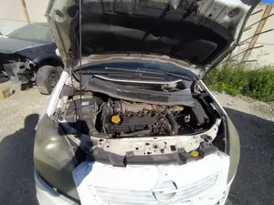 Foto de PUNTA CHASIS DELANTERA OPEL ZAFIRA B 1.9 CDTI (120 CV / 88 KW)