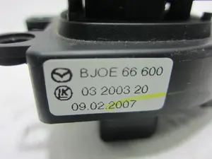Foto de NO IDENTIFICADO MAZDA 3 BERLINA (BK) 2.0 Diesel CAT (143 CV / 105 KW) referencia 03200320 foto 3