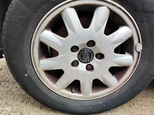 Foto de LLANTA VOLVO S80 BERLINA 2.4 CAT (170 CV / 125 KW) referencia 9491784 foto 2