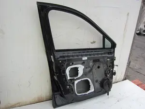 Foto de PUERTA DELANTERA IZQUIERDA RENAULT SCENIC III (JZ) 1.6 dCi Diesel FAP (131 CV / 96 KW) foto 8