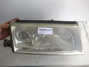 Foto de FARO DERECHO SKODA OCTAVIA BERLINA (1U2) 1.9 TDI (90 CV / 66 KW) referencia 1U1941018P foto 3