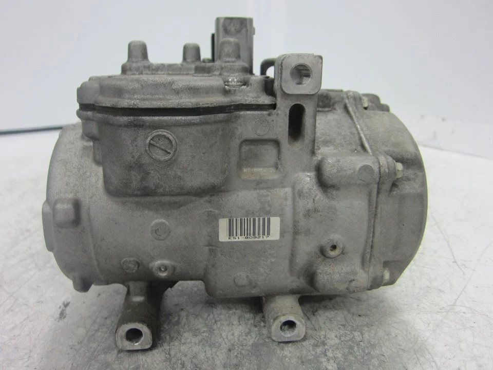 Foto de COMPRESOR AIRE ACONDICIONADO LEXUS RX (GGL1/GYL1) 3.5 V6 24V CAT (249 CV / 183 KW) referencia 0422000611
