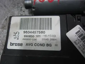 Foto de MOTOR ELEVALUNAS DELANTERO IZQUIERDO PEUGEOT 307 (S1)(04.2001) 1.4 HDi (68 CV / 50 KW) referencia 9634457580 foto 4