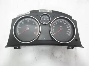 Foto de CUADRO INSTRUMENTOS OPEL ZAFIRA B 1.9 CDTI (120 CV / 88 KW) referencia 13225988