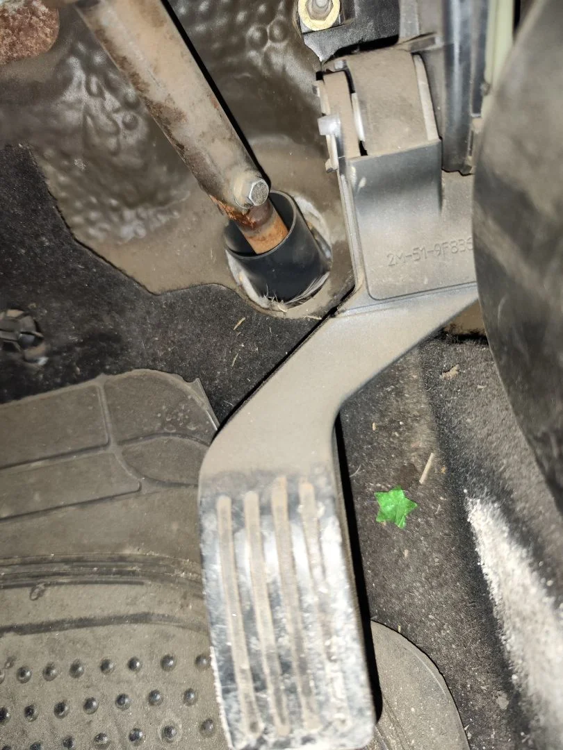 Foto de POTENCIOMETRO PEDAL FORD FOCUS FAMILIAR (CAK) 1.8 TDCi Turbodiesel CAT (116 CV / 85 KW)