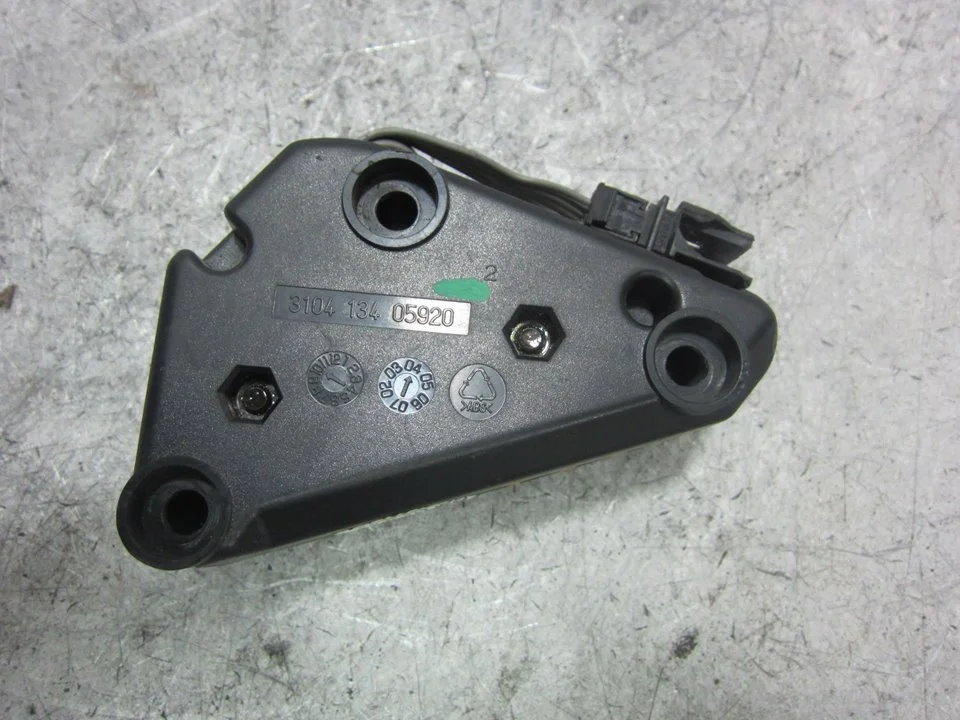 Foto de MODULO ELECTRONICO VOLKSWAGEN GOLF V (1K1)(10.2003) 2.0 TDI (140 CV / 103 KW) referencia 310413405910