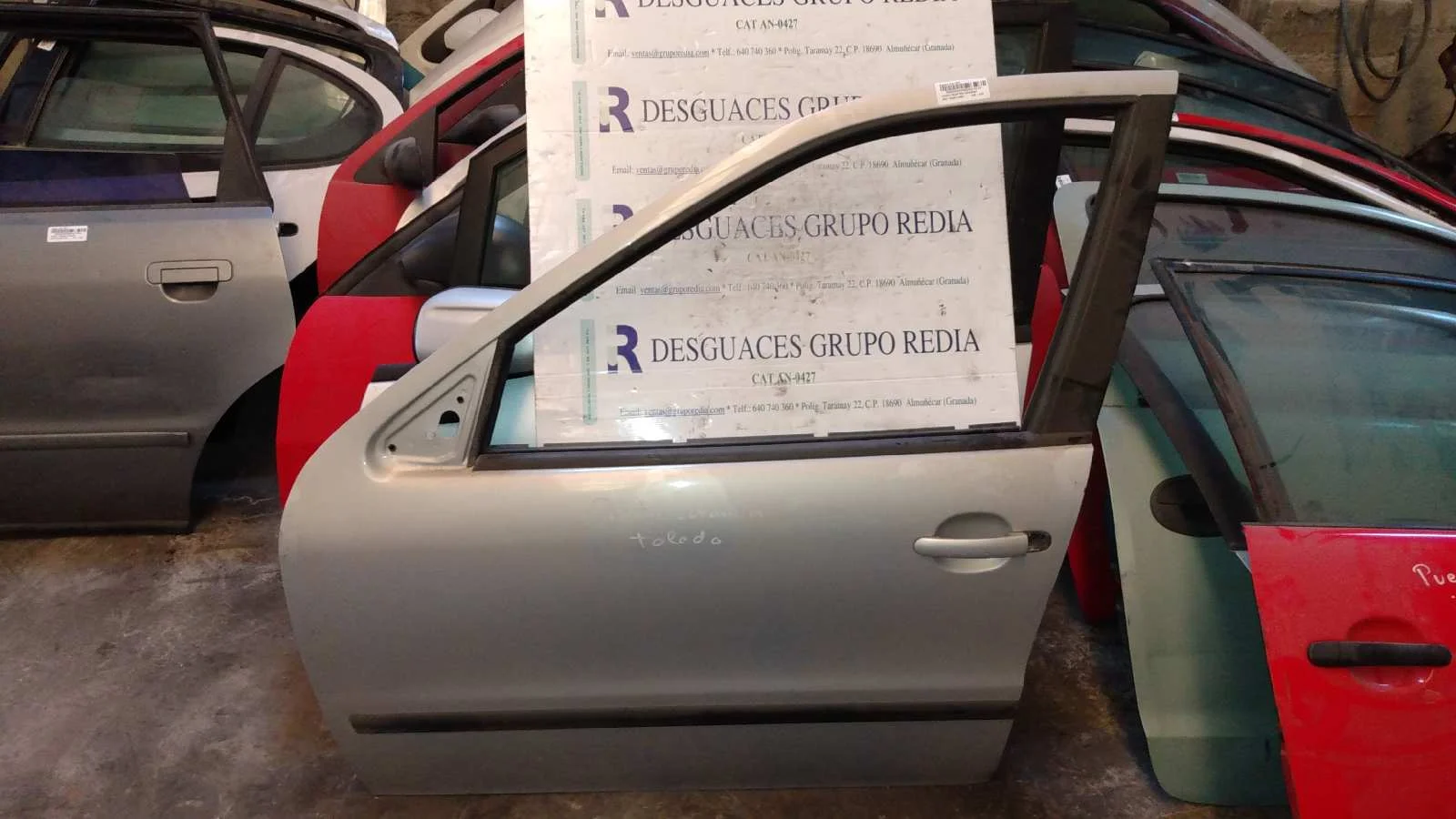Foto de PUERTA DELANTERA IZQUIERDA SEAT TOLEDO (1M2)
