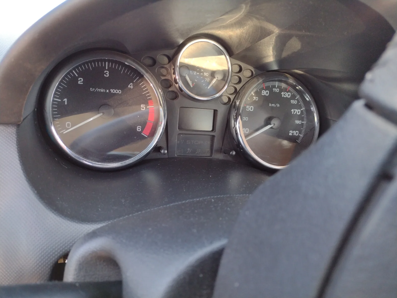 Foto de CUADRO INSTRUMENTOS PEUGEOT 206 + 1.4 HDi (68 CV / 50 KW) referencia 9666637080