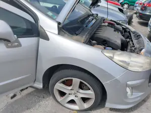 Foto de ALETA DELANTERA DERECHA PEUGEOT 308 1.6 16V HDi (90 CV / 66 KW) referencia 7841Y1 foto 5