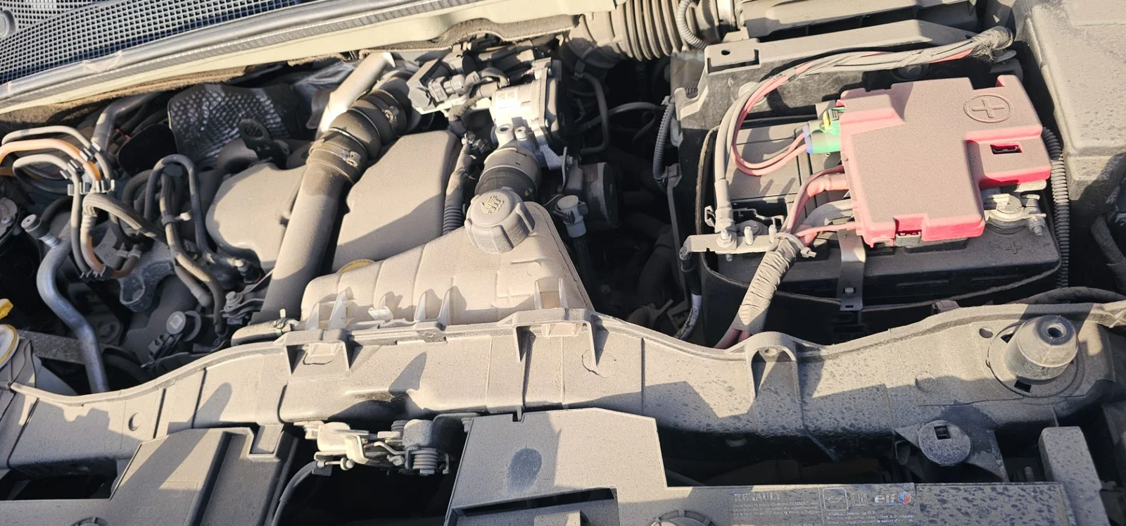 Foto de BOMBA DIRECCION RENAULT KANGOO II (F/KW0) 1.5 dCi Diesel FAP (90 CV / 66 KW)
