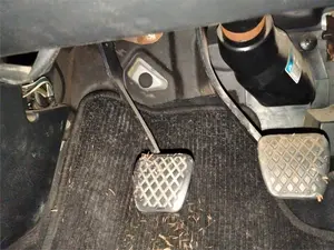 Foto de PEDAL FRENO HONDA ACCORD BERLINA (CG7-9/CH1-7)