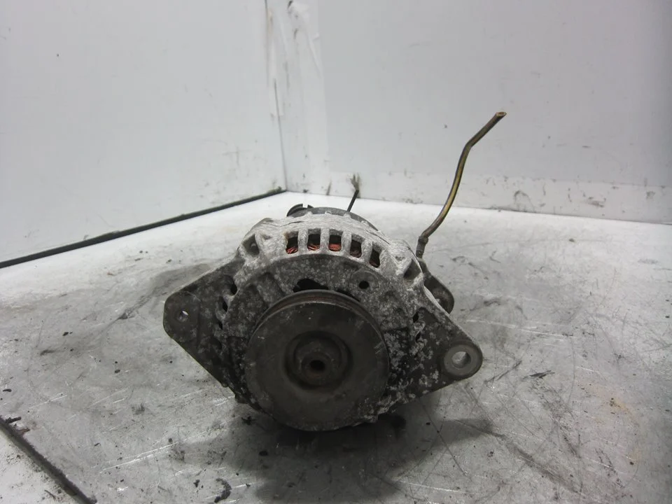 Foto de ALTERNADOR NISSAN TERRANO II (R20) 2.7 Turbodiesel (125 CV / 92 KW) referencia 0123310051