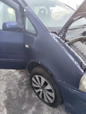 Foto de ALETA DELANTERA DERECHA SEAT ALHAMBRA (7V9) 1.9 TDI (116 CV / 85 KW)