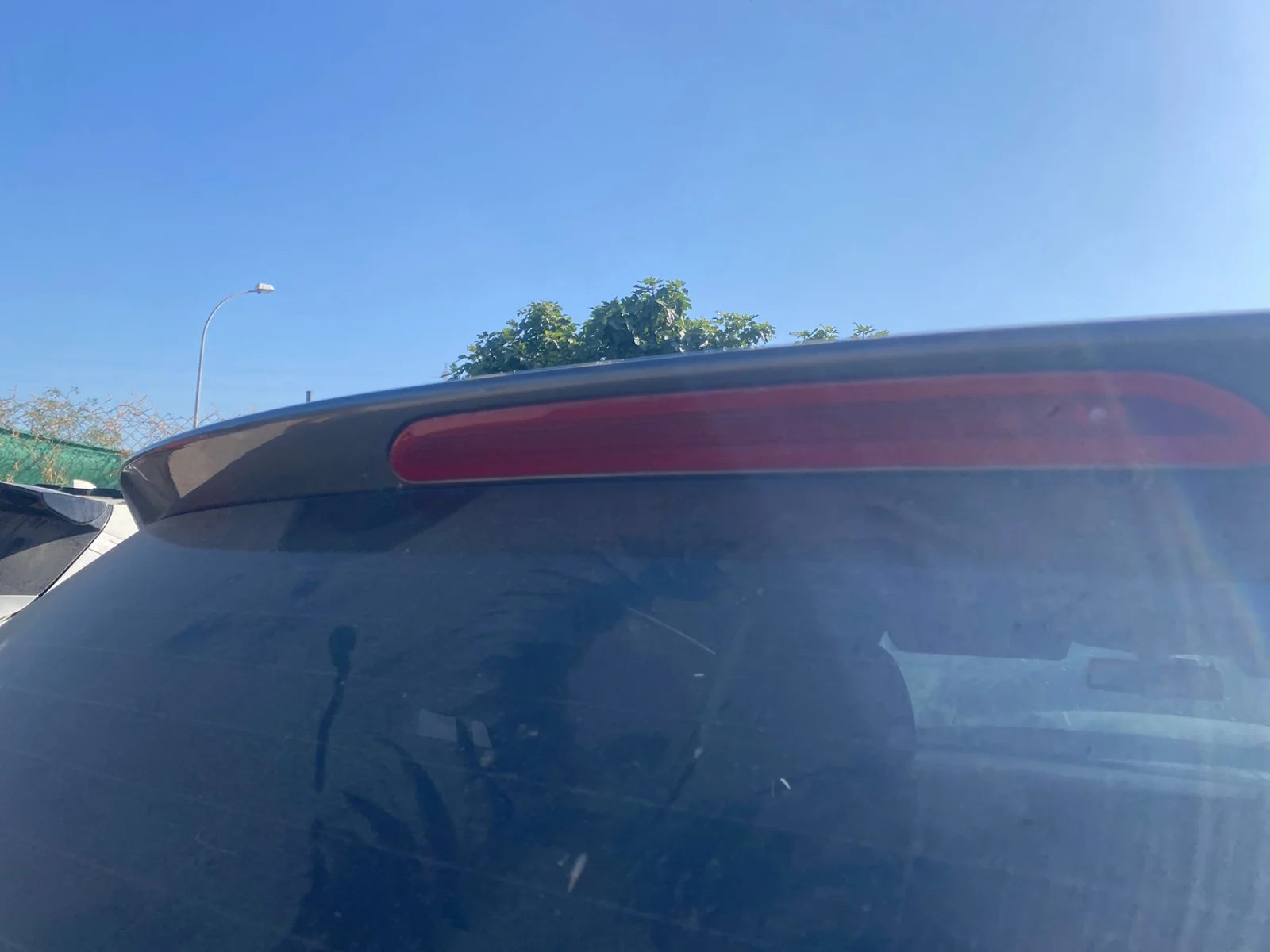 Foto de LUZ CENTRAL DE FRENO VOLKSWAGEN GOLF VII (5G1/BE1) 1.4 16V TSI (122 CV / 90 KW) referencia 5G0945087B