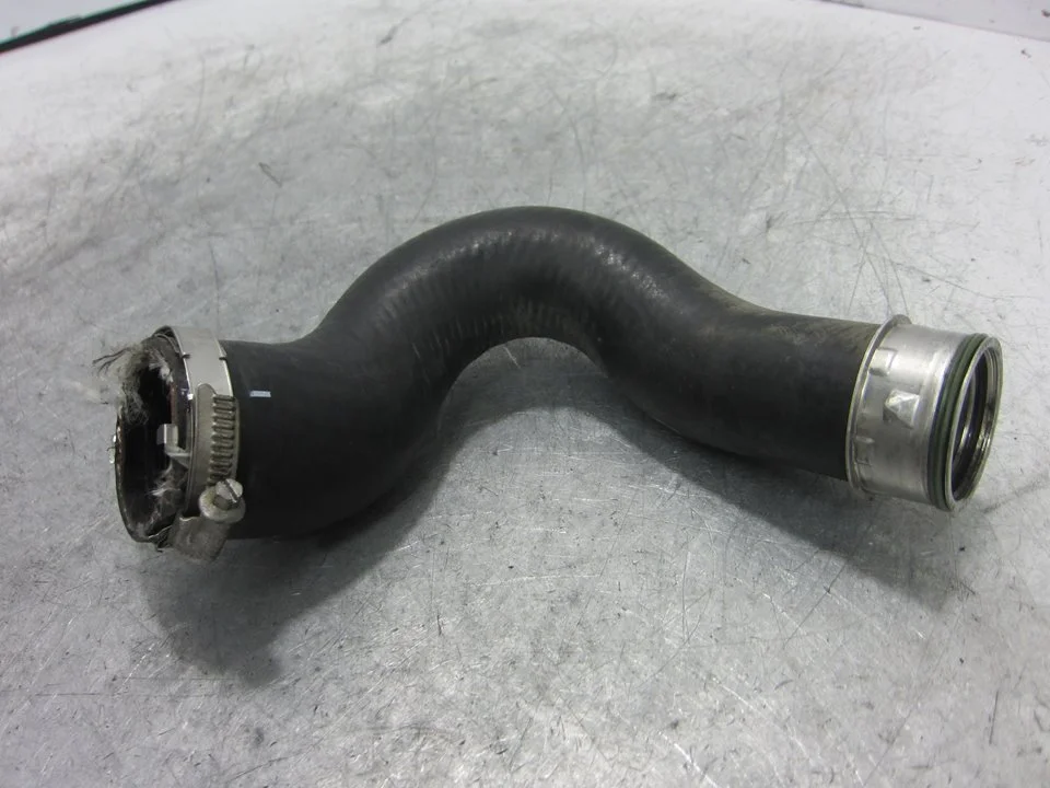 Foto de TUBO PORSCHE CAYENNE (TIPO 92A) referencia 7P0145738D