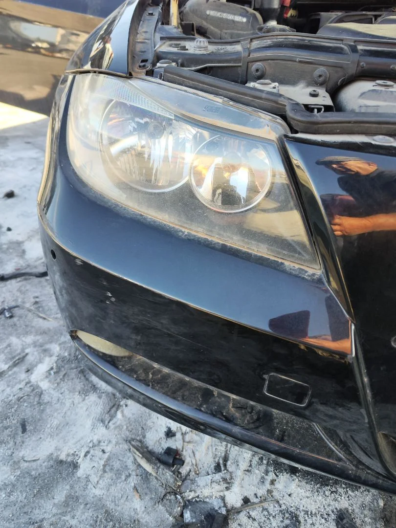 Foto de FARO DERECHO BMW SERIE 3 BERLINA (E90) 2.0 16V Diesel (163 CV / 120 KW)