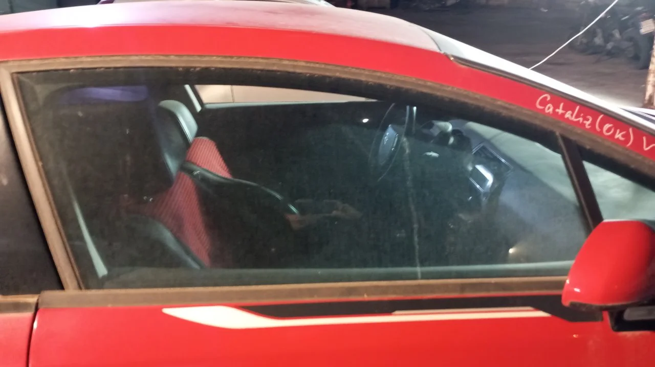 Foto de LUNA DELANTERA DERECHA CITROEN C4 COUPE 1.6 HDi CAT (9HY / DV6TED4) (109 CV / 80 KW) referencia 9202E4
