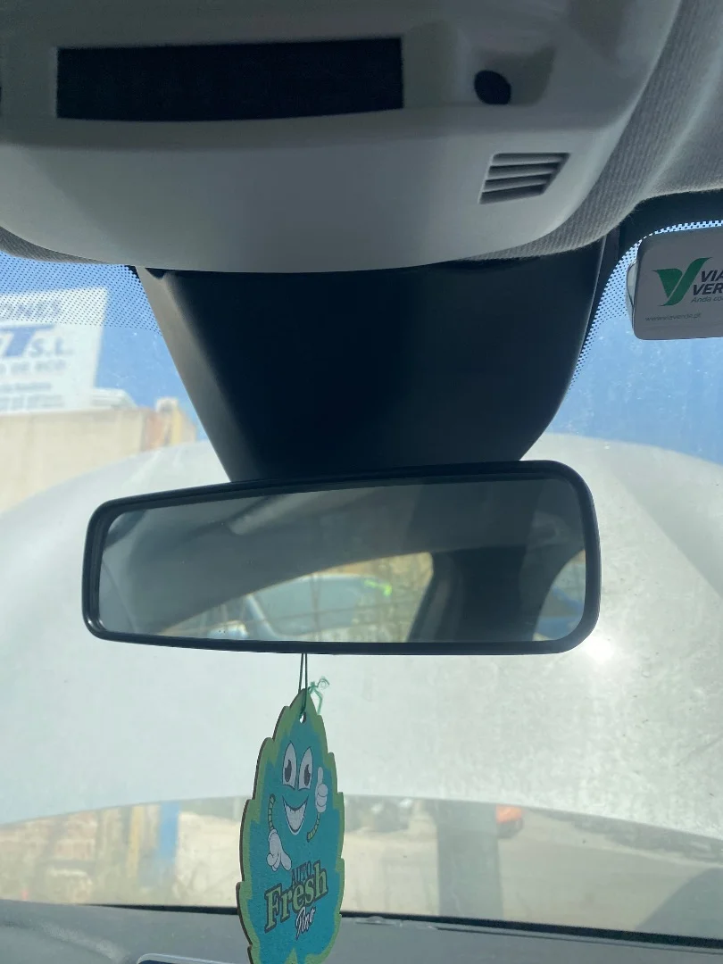 Foto de RETROVISOR INTERIOR PEUGEOT 208 (P2) 1.2 PureTech (74 CV / 55 KW)